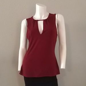 Express blouse s keyhole front burgundy